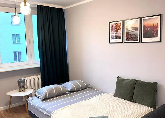 In The Center - Prime Location Apartment *